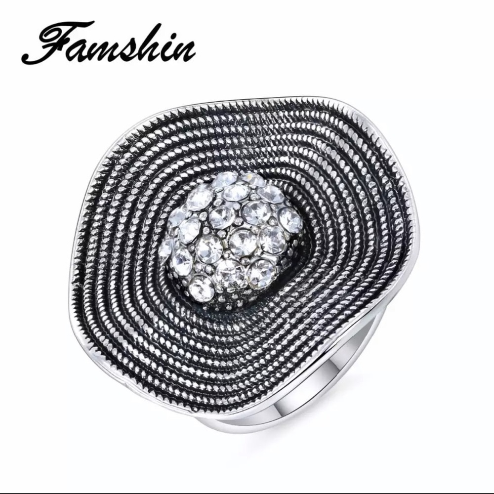 Crystal Ring Flower Ring Zircon Retro Jewelry - Picture 2 of 6